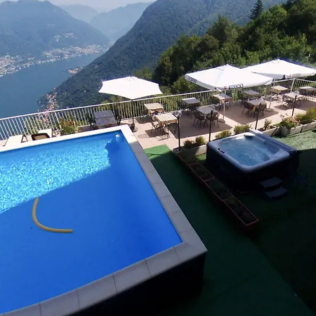 Szálloda Paradiso 3*