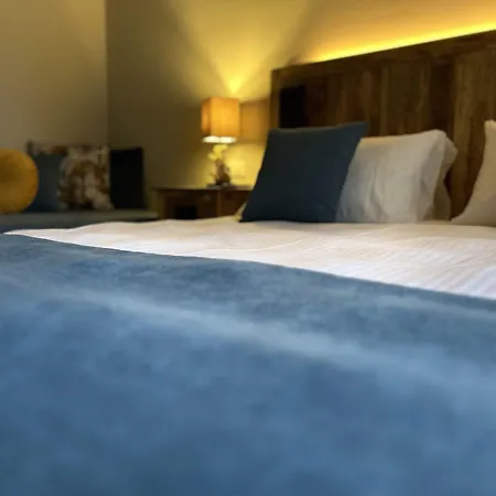 Paradiso Szálloda 3*