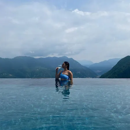 Paradiso Szálloda 3*